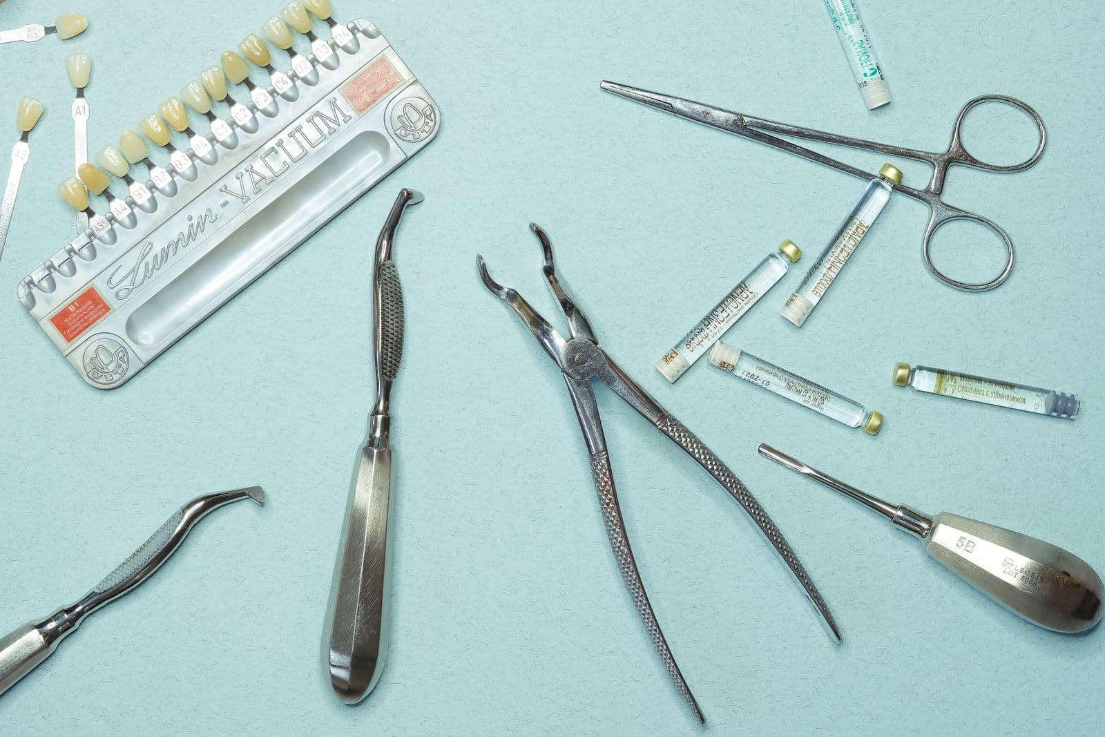What is a temporary tooth filling?