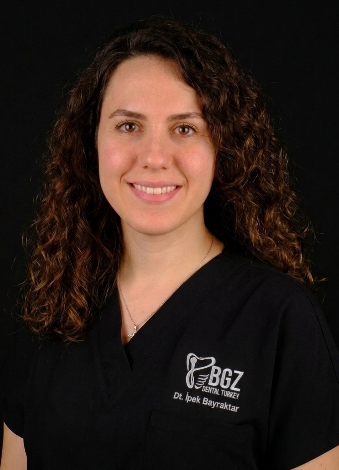 Specialist Dr. İpek Bayraktar